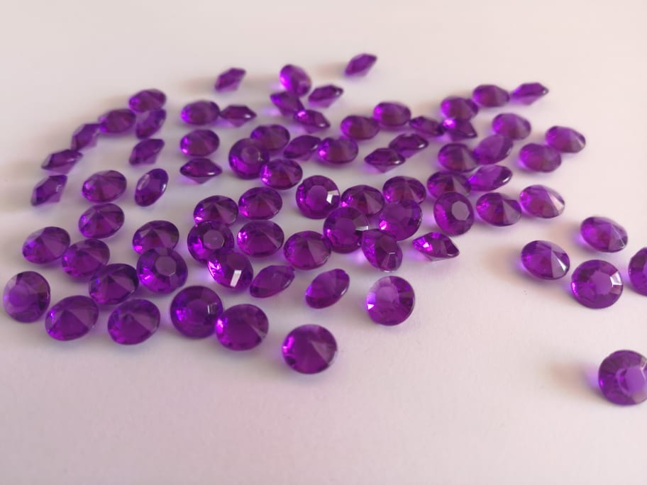 Purple Diamond Confetti 10mmPurple-Diamond-Confetti-10mm