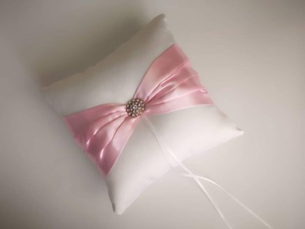 White and Pink Satin Ring Cushion White-and-Pink-Satin-Ring-Cushion