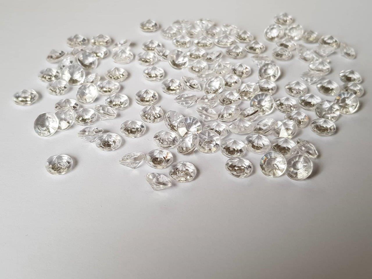 Clear Diamond Confetti 8mm Clear-Diamond-Confetti-8mm