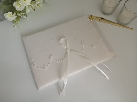 Ivory Beaded Guestbook with Gold Pen ivorygoldbookpen